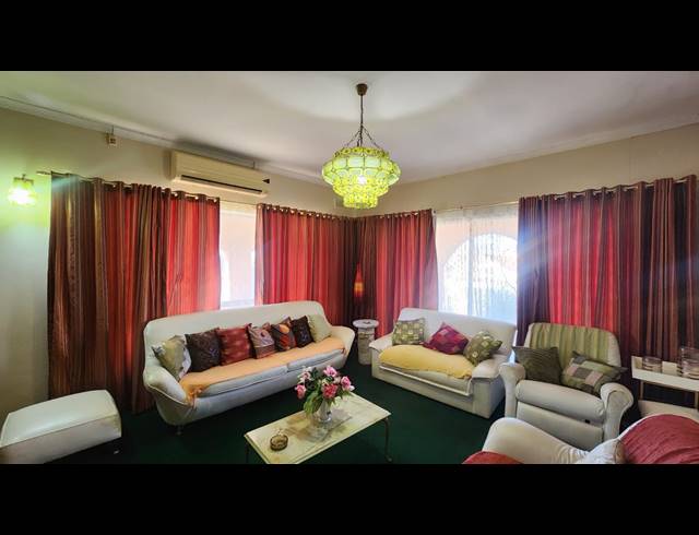 4 BEDROOM FREESTANDING FOR SALE IN RAISETHORPE